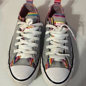 Women’s converse